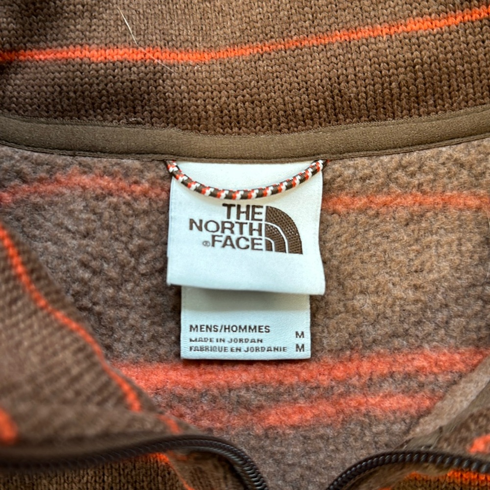 The North Face Gordon Lyons Quarter Zip Sweater - Picture 4 of 6
